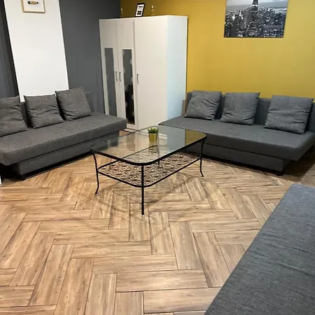 Citybase L Wojewodzka Street I & V * كاتوفيتسه